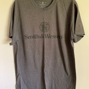 Smith & Wesson t shirt